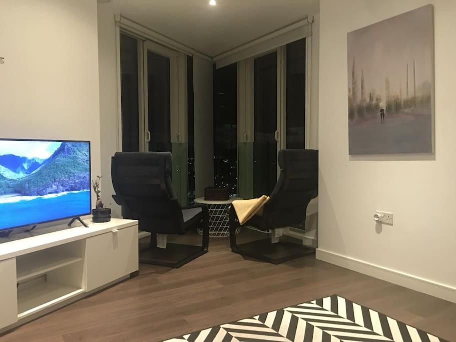 Grand Serviced Apartment***** Кройдон Экстерьер фото